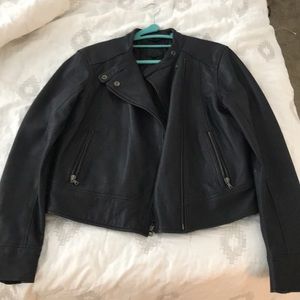 Sz L Gap genuine leather jacket